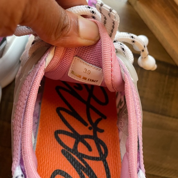 Versace Chain Reaction Chunky Sole Pink and White Sneakers - Picture 4 of 8